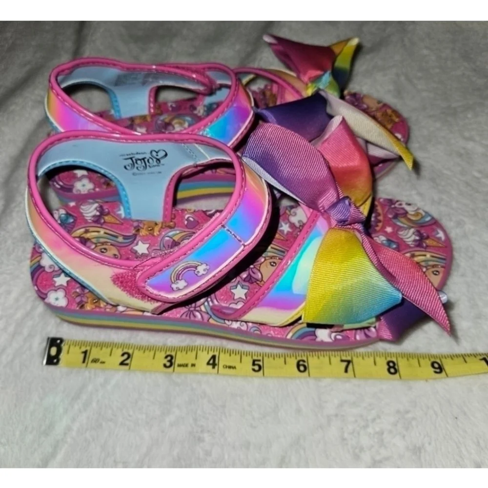 Girls Jojo Siwa Sandals Size 5 Pink Rainbow Iridescent